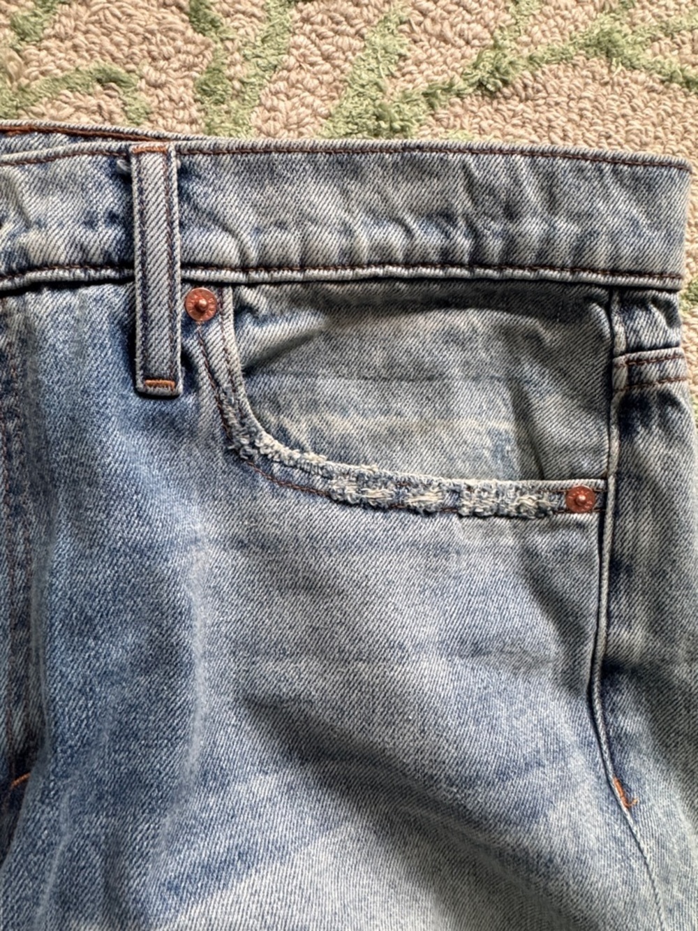 Lucky Brand boy midrise relaxed fit straight Jeans 14/32 - Picture 6 of 6